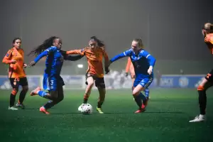 近乎完美的一周：女足巴黎FC遭遇顽强阻击，客场战平斯特拉斯堡